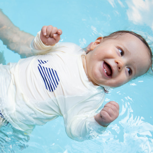 haalbaar rem Behoefte aan Sun protection shirt for babies - Little sailor